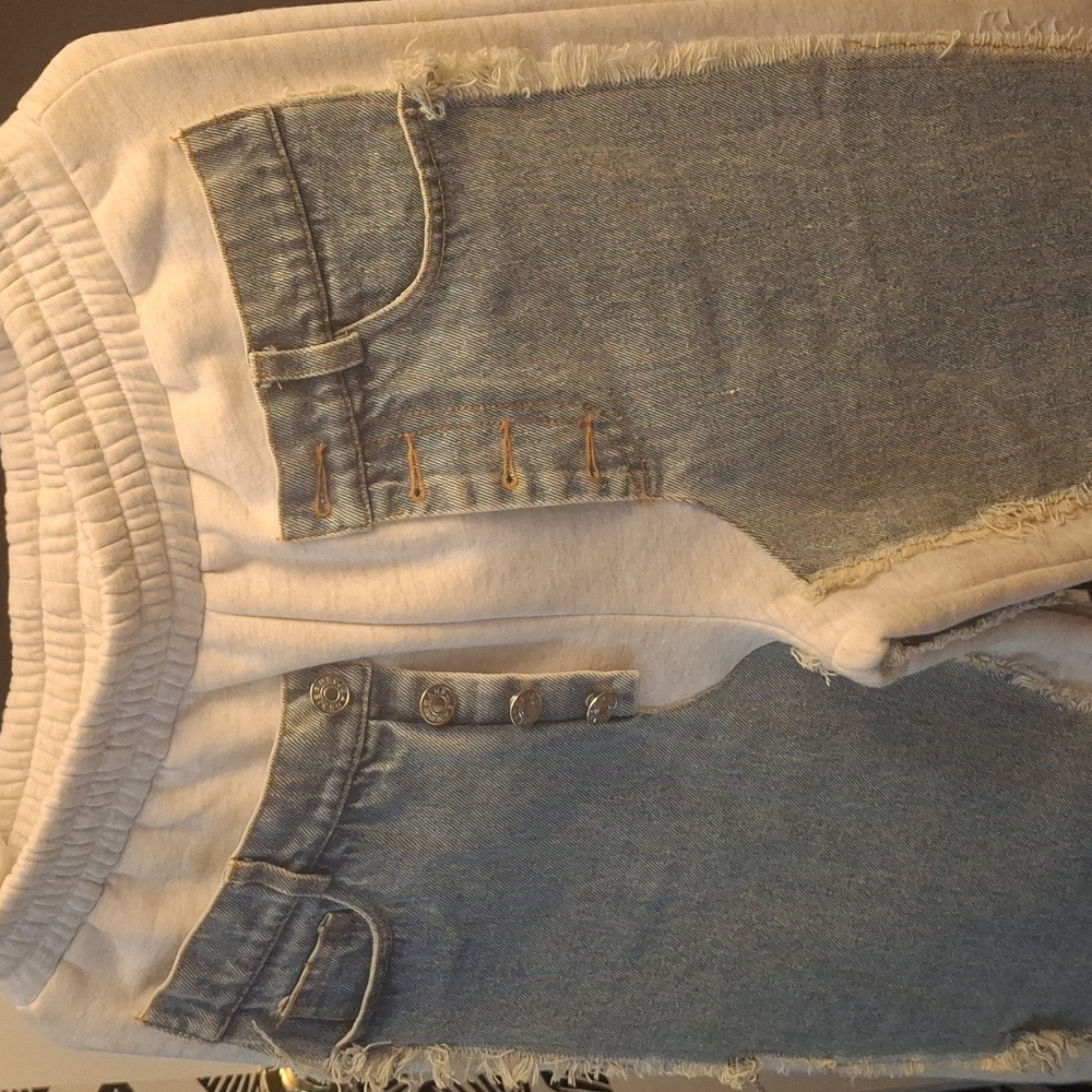 Dream Architect Demin Patch Training wide pants. Size L